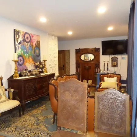 Casal De S.romao Do Meio *