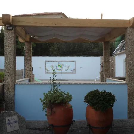 Casal De S.romao Do Meio Farm stay *