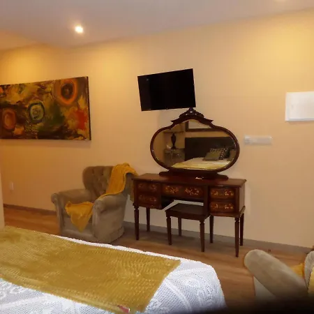 Casal De S.romao Do Meio Bauernhof Guimarães