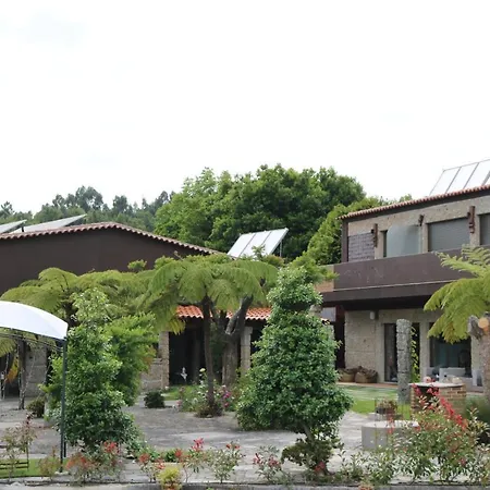 Lantgård Casal De S.romao Do Meio Guimarães