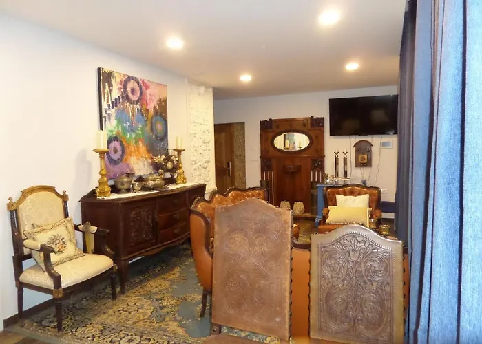 Casal De S.romao Do Meio *