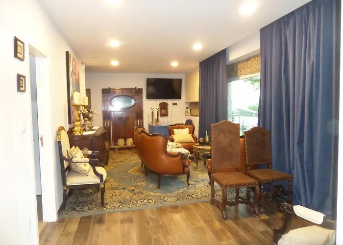 Casal De S.romao Do Meio *