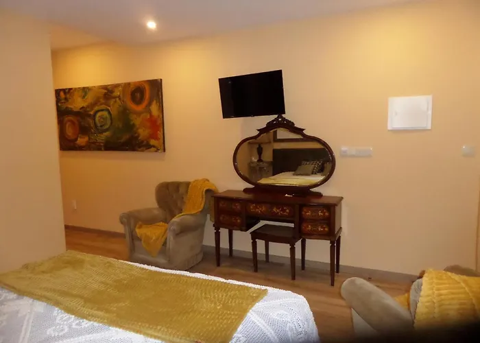 Casal De S.romao Do Meio Alloggio per agriturismo Guimarães