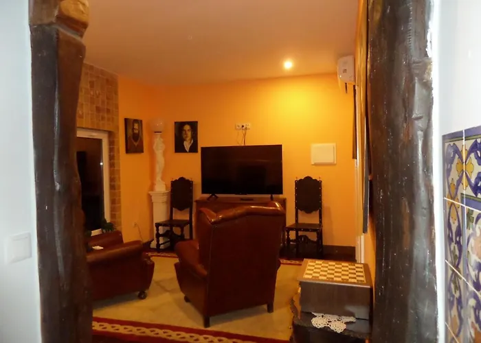 Casal De S.romao Do Meio *