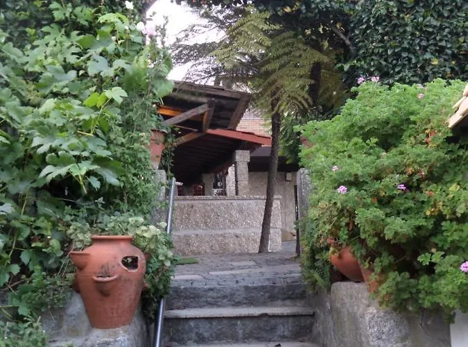 Casal De S.romao Do Meio * Guimarães